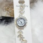 ساعة كريستال أنيقة 